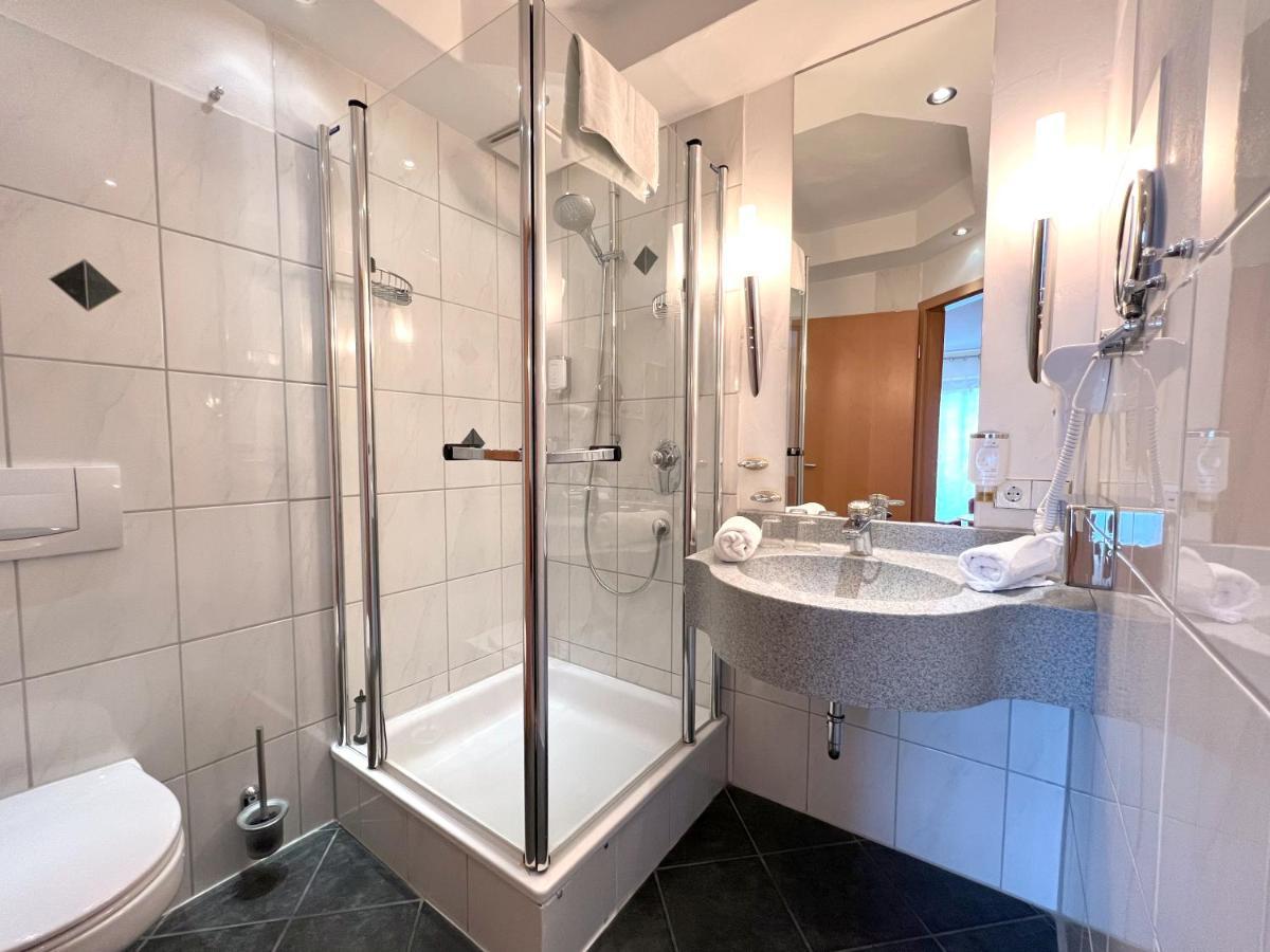 Am Hirschhorn Hotel 4*