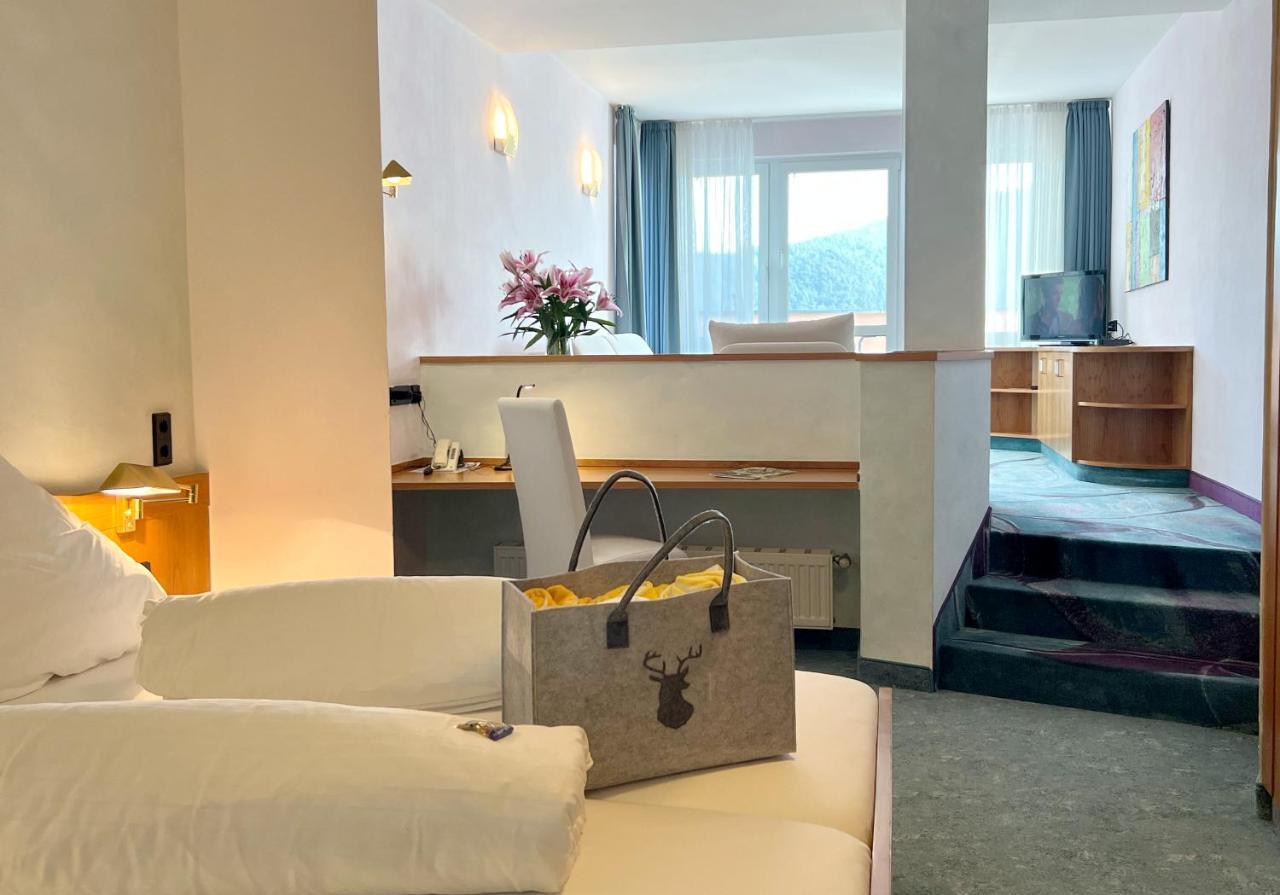 Hotel Am Hirschhorn 4*
