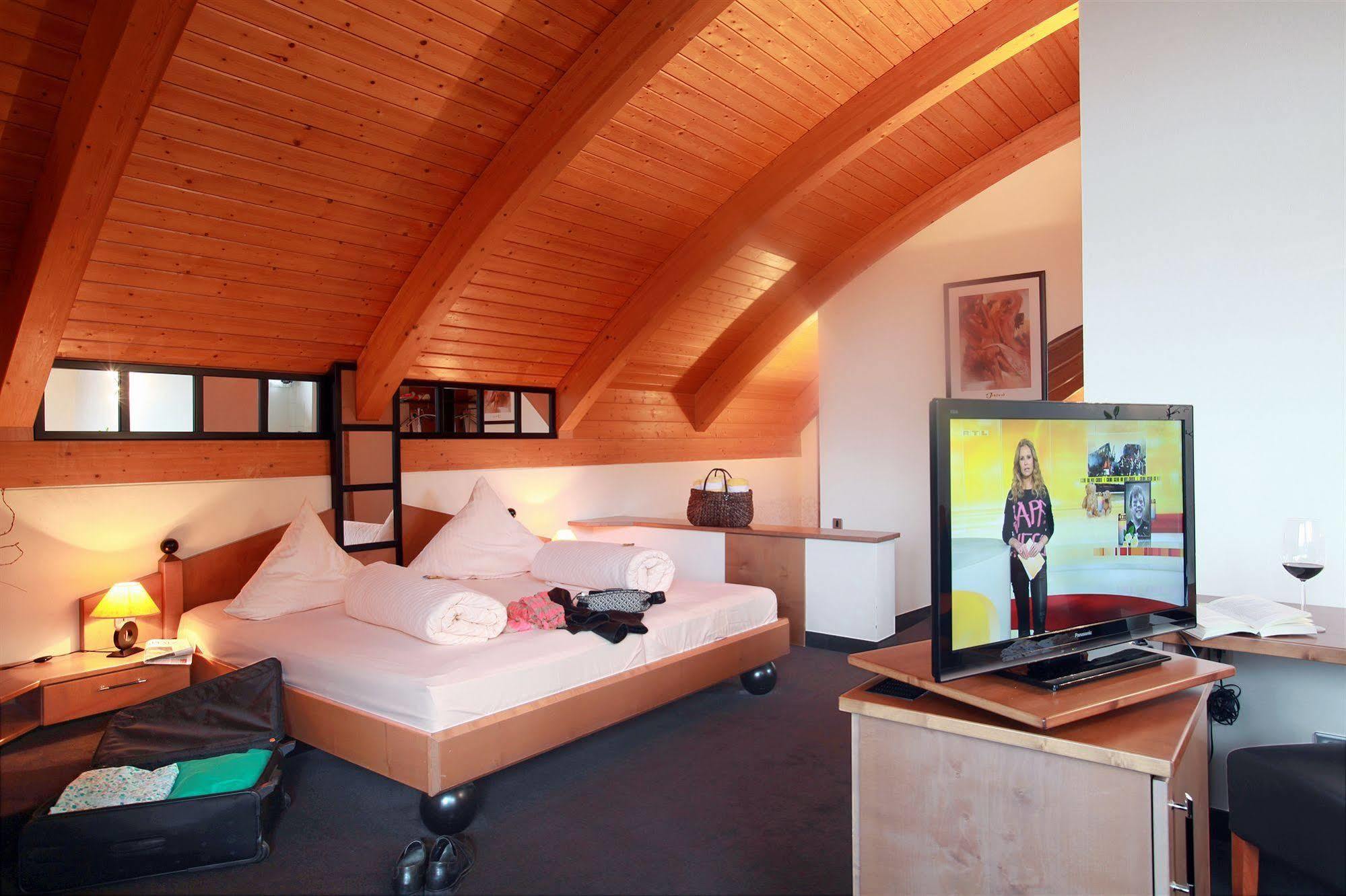Am Hirschhorn Hotel 4*